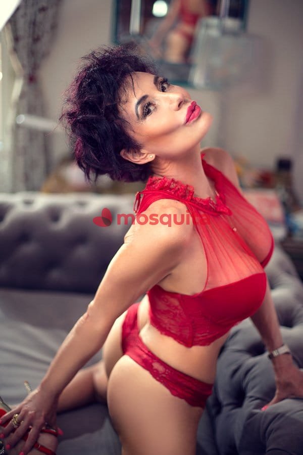 Massages Ticino Chanel milf foto 19